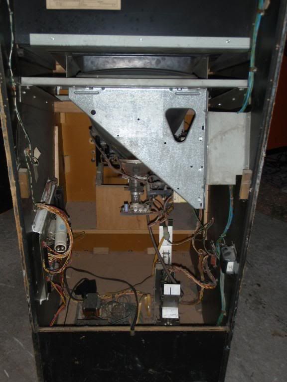 galaga-insidecabinet.jpg