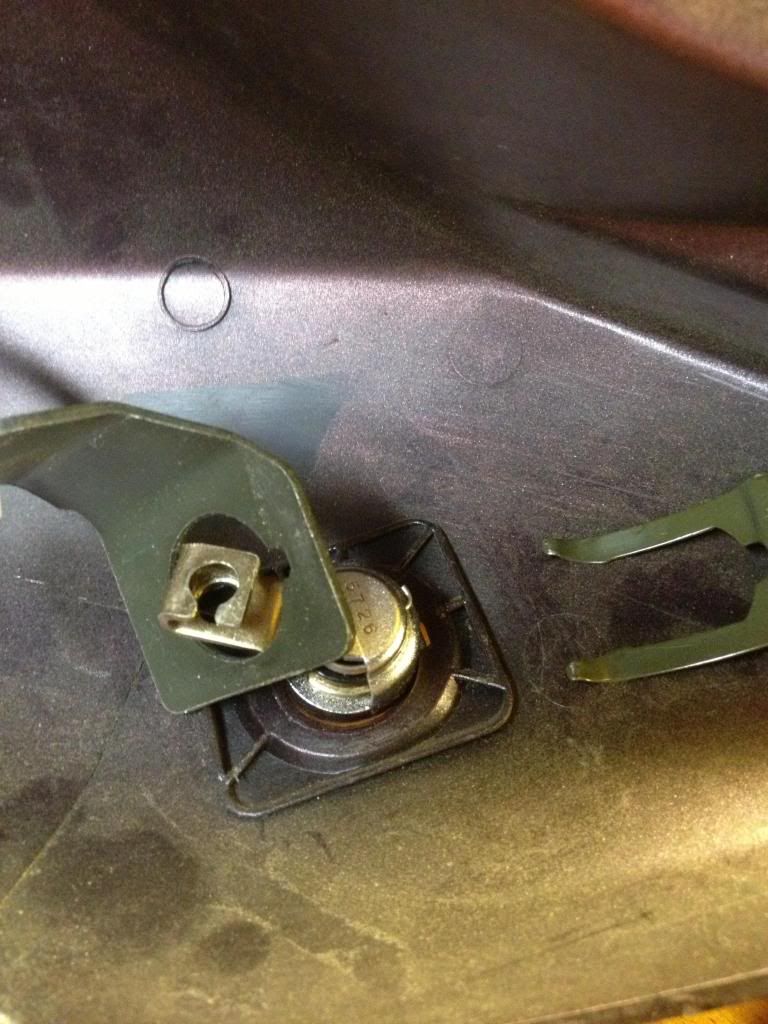 Rear seat lock Suzuki SV650 Riders Forum