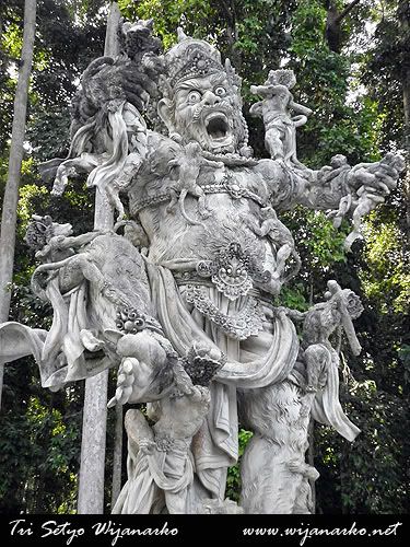 Mengunjungi Saudara Di Monkey Forest-Sangeh Mengunjungi Saudara Di Monkey Forest-Sangeh