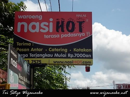 Warung Nasi HOT!! Pedasnya Tak Terkira Warung Nasi HOT!! Pedasnya Tak Terkira