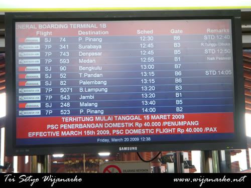 Batavia Air Boeing 737-200 Jakarta-Lampung Batavia Air Boeing 737-200 Jakarta-Lampung