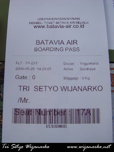 Batavia Air Boeing 737-300 Yogyakarta-Surabaya Batavia Air Boeing 737-300 Yogyakarta-Surabaya