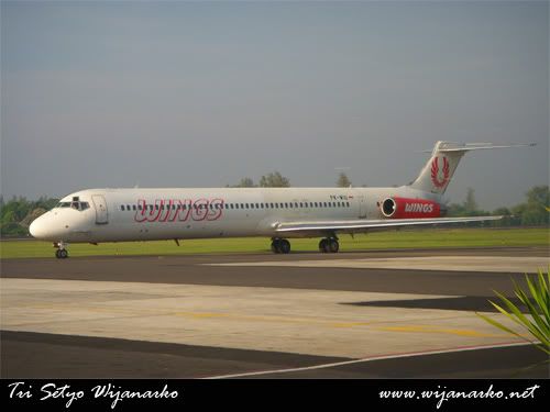 Indonesia Air Asia Boeing 737-300 Yogyakarta-Jakarta Indonesia Air Asia Boeing 737-300 Yogyakarta-Jakarta