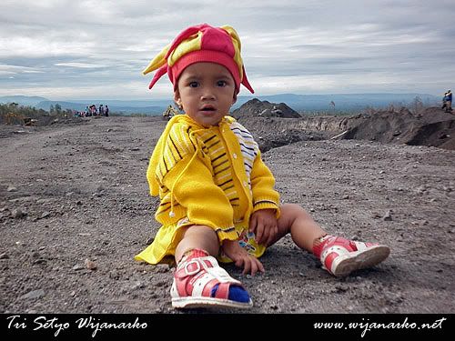 Masih Seputar Lereng Merapi Masih Seputar Lereng Merapi