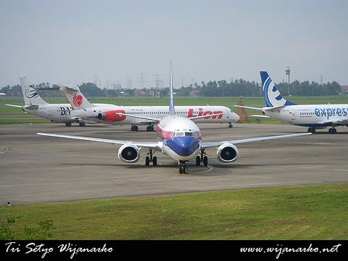 Spotting Dari Waving Gallery Terminal 1 Bandara Soekarno-Hatta Spotting Dari Waving Gallery Terminal 1 Bandara Soekarno-Hatta