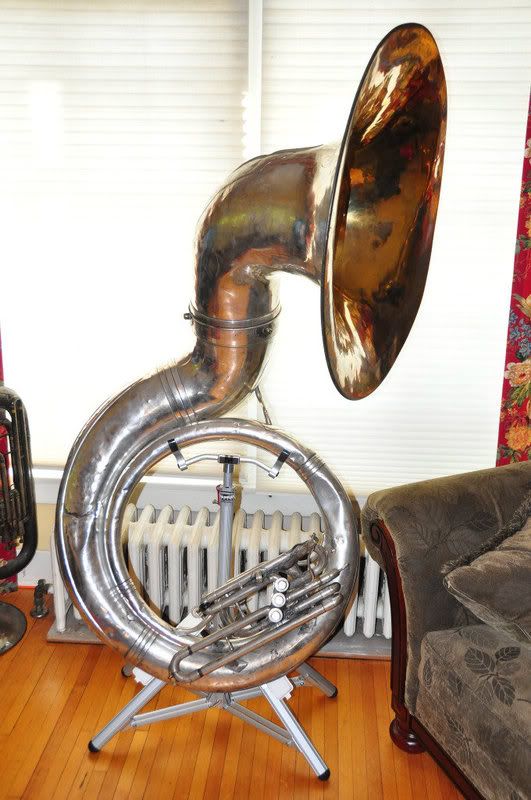 Yamaha Airlift Sousaphone Stand...a trial with a Jumbo