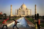 India2-2.jpg picture by madhedge