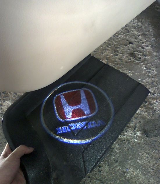 ไฟส่องพื้นโชว์โลโก้ HONDA !!   900 บาท ** / ของแต่ง VIP ราคาถูก !!