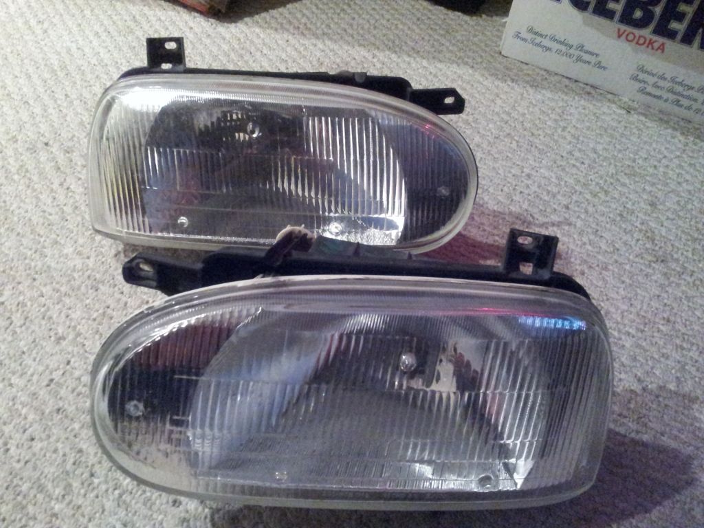 FS mk3 golf headlights (single chamber) & 2 bar 3 piece grille VW