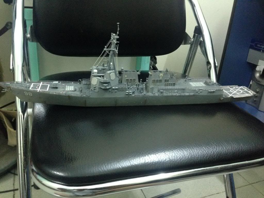 bán mô hình kít tàu khu trục mỹ DDG 98 - 2