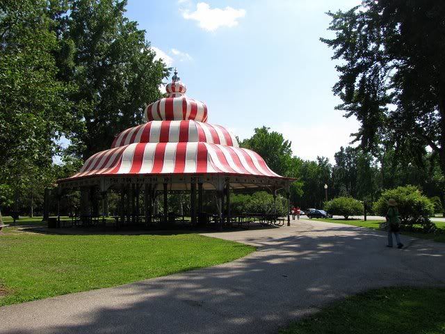 turkish pavilion tower grove park pakoras in the park asha 090809