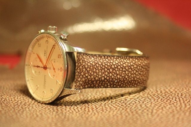 i562.photobucket.com/albums/ss67/rc30/IWCPortugueseChrono.jpg