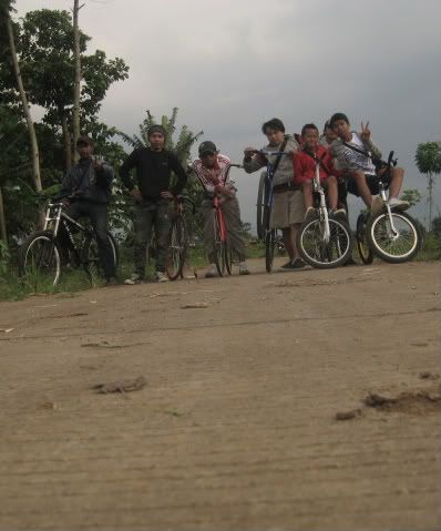 tour de citarik river