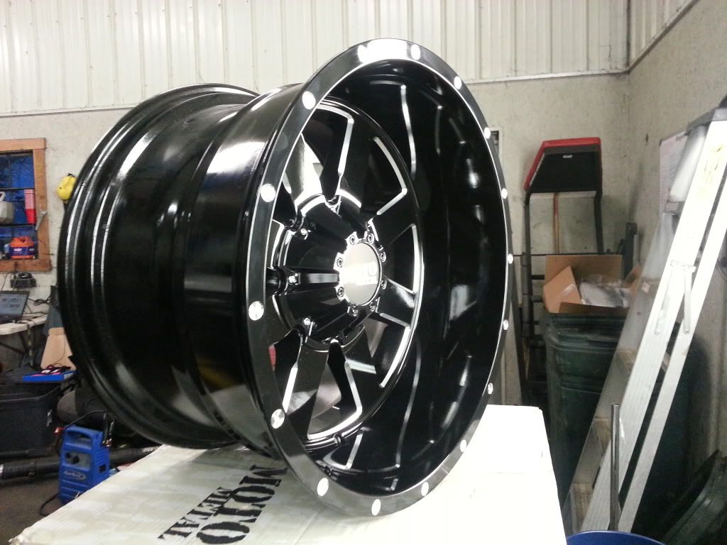 20x12 Moto Metal 962 New Competition
